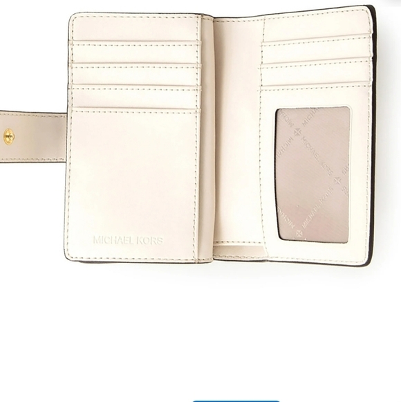 Michael Kors Medium Wallet: Light Cream Multi, 5.25×3.5×1.25, NWT - Picture 3 of 6